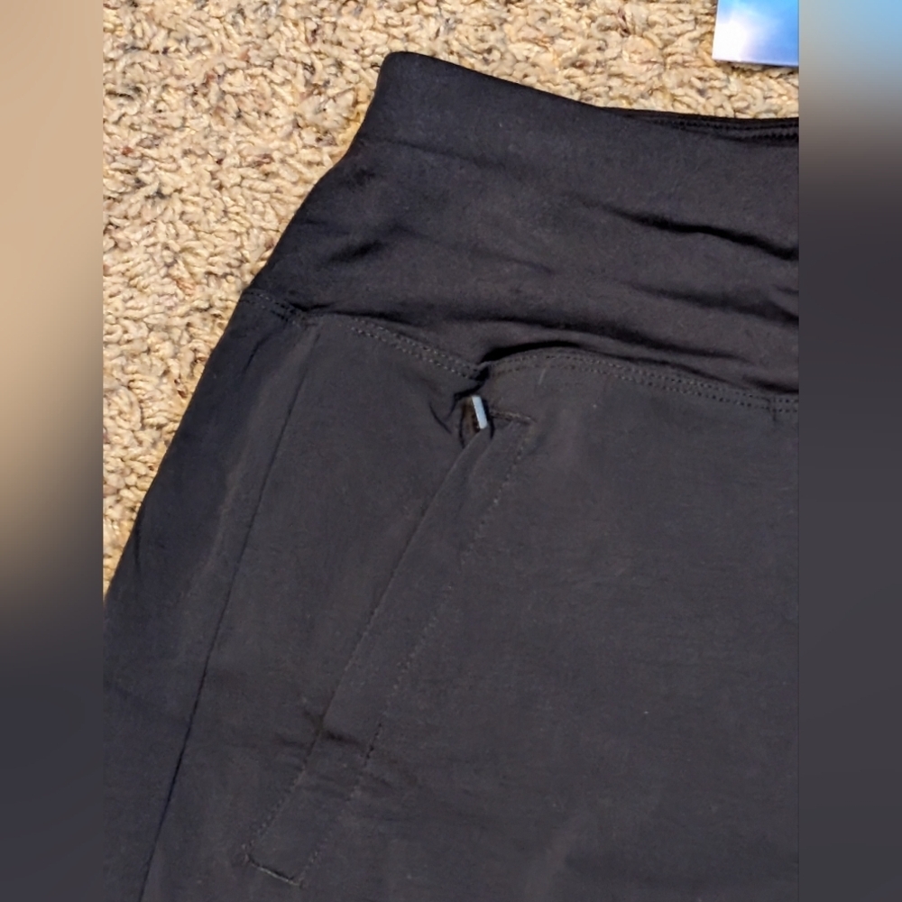 NWT Willit Black Quick Dry Stretch Shorts UPF 50+ - Picture 3 of 11